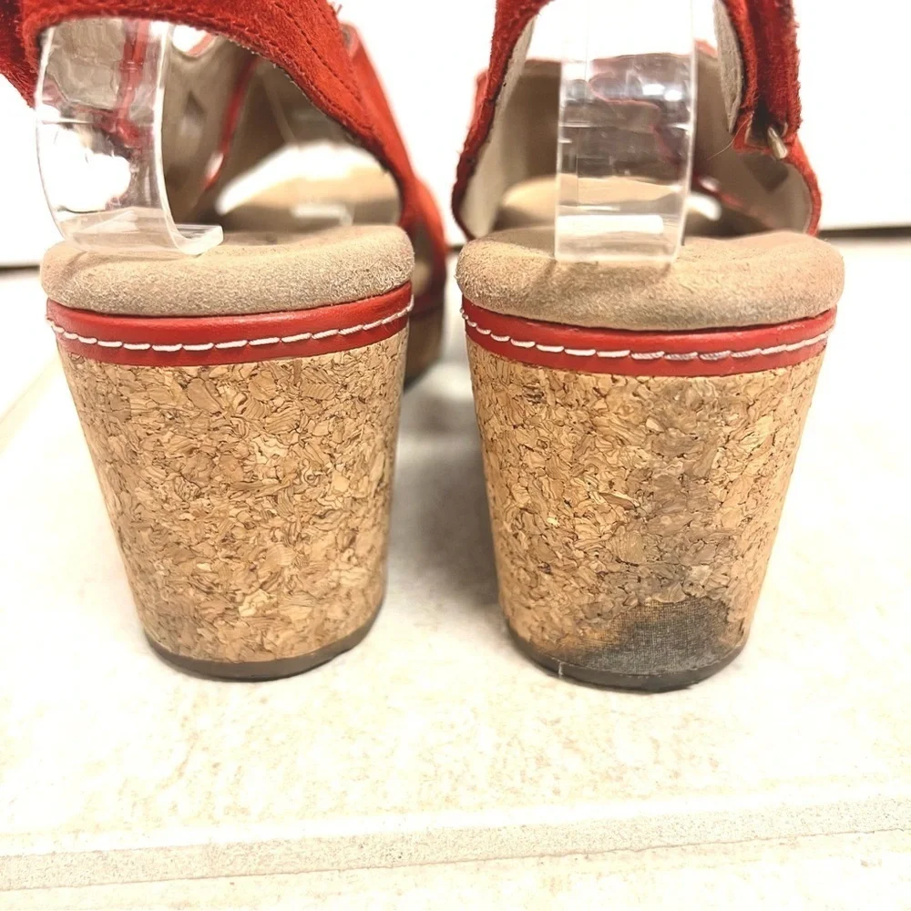 Clarks Womens Giselle Dove Wedge Sandals platform leather suede womens size 9.5M